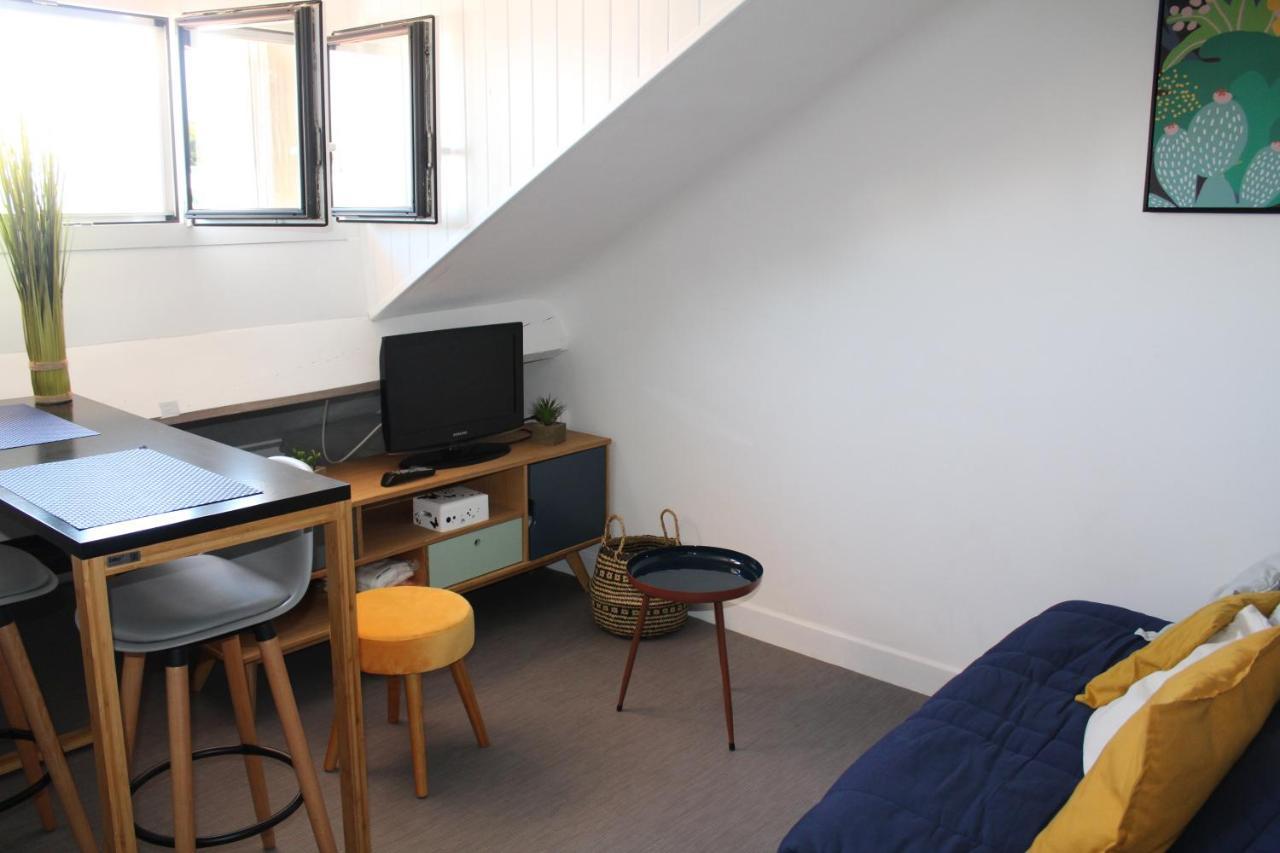 Studio Hyper Centre Avec Vue Sur Les Pyrenees แซ็งฌองเดอลูซ ภายนอก รูปภาพ